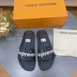 Picture of Louis Vuitton Slippers _SKULVsz35-45JX0101351